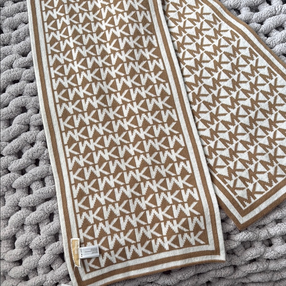 Michael Kors Scarf